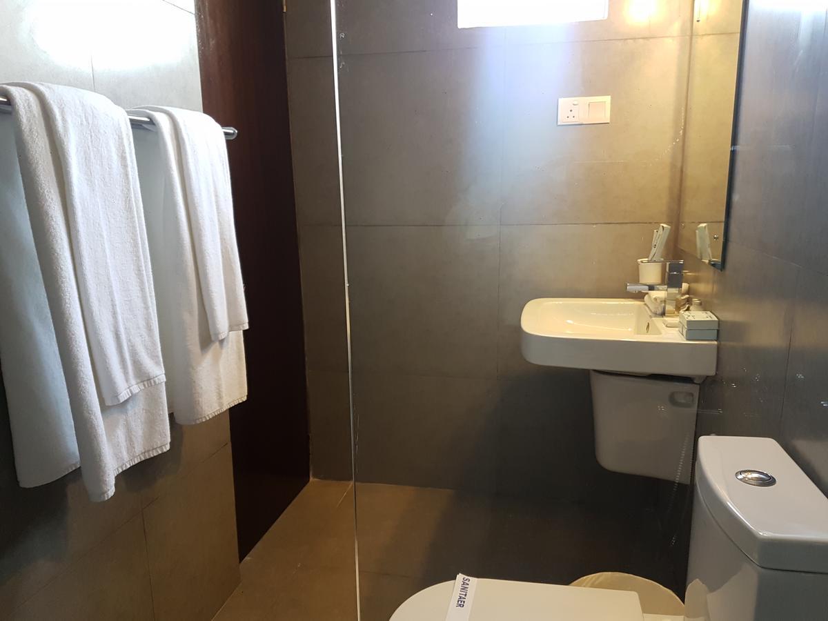 A One Hotel - "The Marine" コロンボ エクステリア 写真